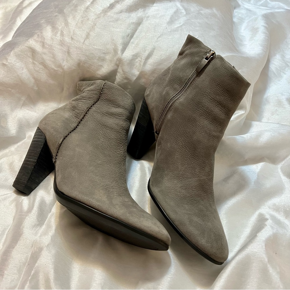 ECCO | gray nubuck heeled ankle boots